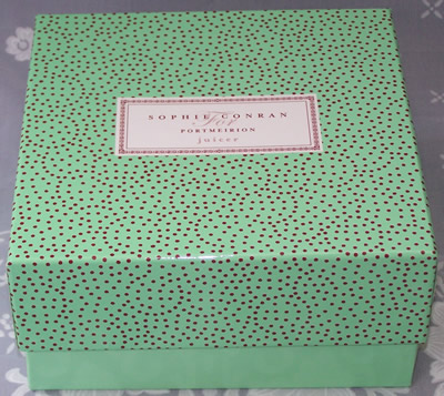 The box for a Sophie Conran Portmeirion juicer