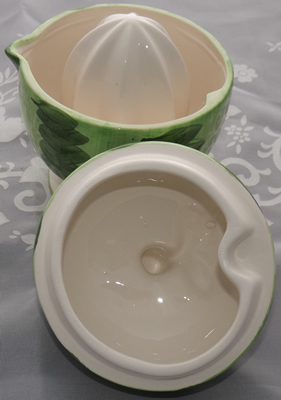 Water melon ceramic juicer open view