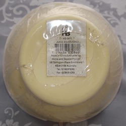 Cream & white mushroom plastic juicer