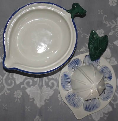 Italian blue white ceramic 2 piece juicer