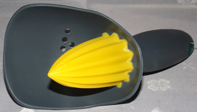 Zuhause plastic juicer